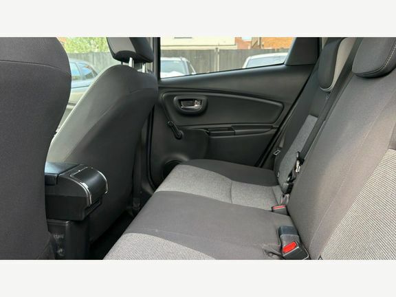 Toyota Yaris 1.5 Vvt-h Dynamic E-cvt Euro 6 Ss  #15