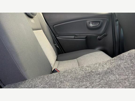 Toyota Yaris 1.5 Vvt-h Dynamic E-cvt Euro 6 Ss  #18