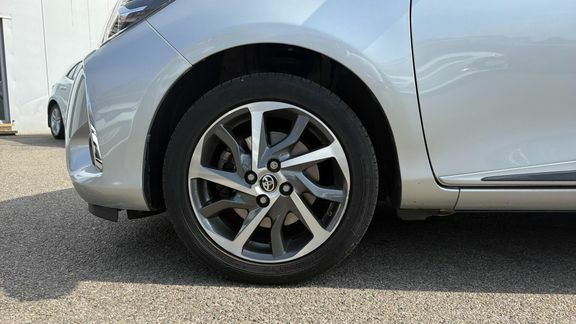 Toyota Yaris 1.5 Vvt-h Dynamic E-cvt Euro 6 Ss  #24
