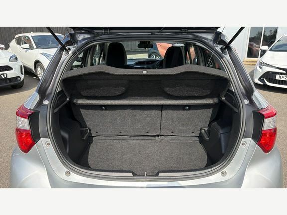Toyota Yaris 1.5 Vvt-h Dynamic E-cvt Euro 6 Ss  #13