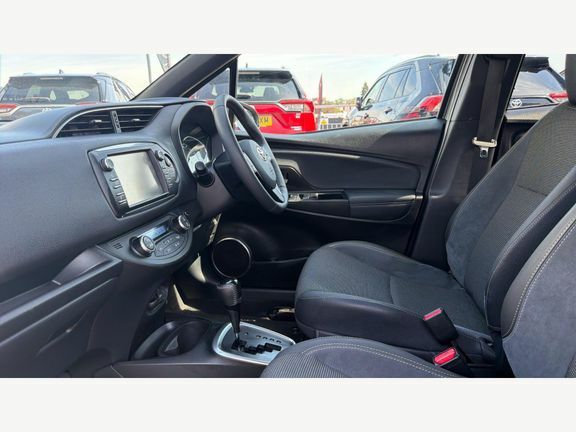 Toyota Yaris Excel 1.5 Hybrid Grey #5