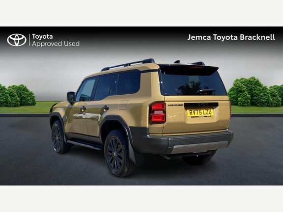 Toyota Land Cruiser Invincible 5 Seats Pan Roof #2