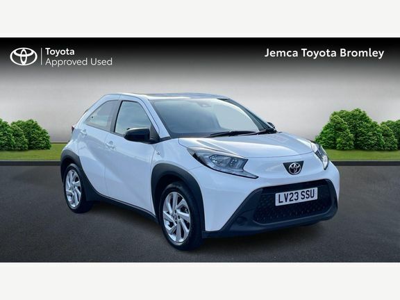 Toyota Aygo X Pure Automatic White