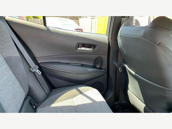 Toyota Corolla 1.8 Hybrid Gr Sport #17