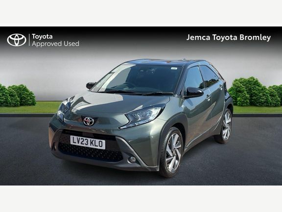Toyota Aygo X Edge Manual Green #3