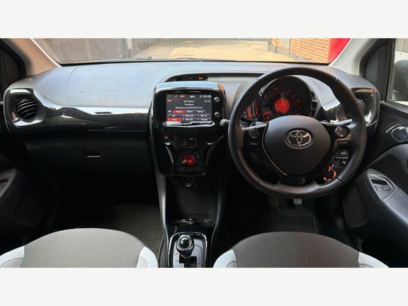 Toyota Aygo X 1.0 Vvt-i X-clusiv Euro 6 Safety Sense Black #6