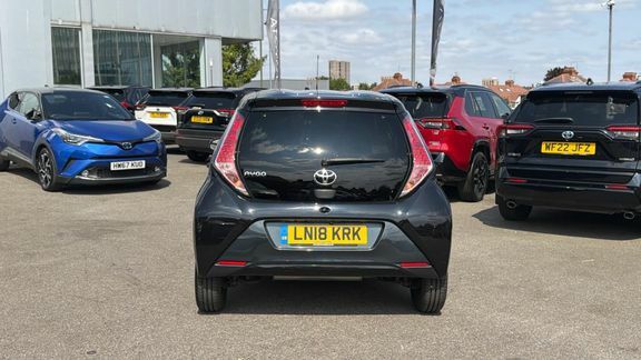 Toyota Aygo X 1.0 Vvt-i X-clusiv Euro 6 Safety Sense Black #25