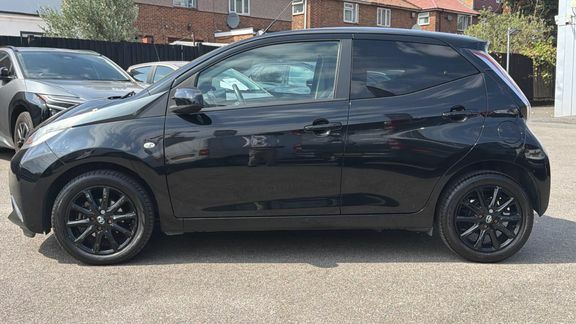 Toyota Aygo X 1.0 Vvt-i X-clusiv Euro 6 Safety Sense Black #23