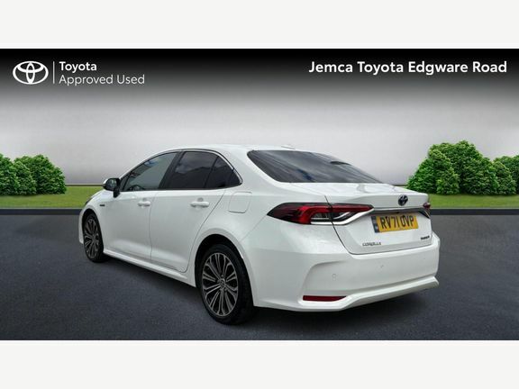 Toyota Corolla Design White #4
