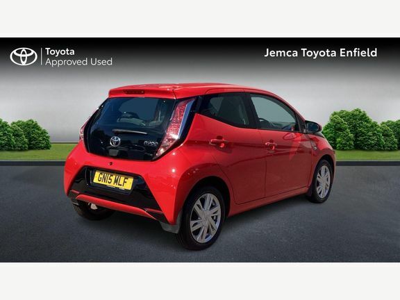 Toyota Aygo 1.0 Vvt-i X-pression Euro 5 Euro 5 Red #2