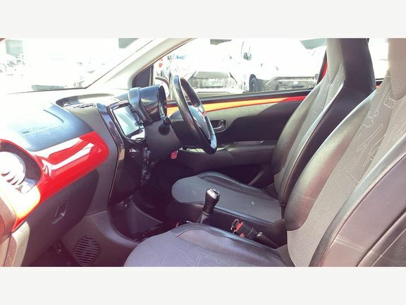 Toyota Aygo 1.0 Vvt-i X-pression Euro 5 Euro 5 Red #5