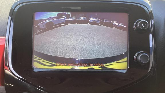 Toyota Aygo 1.0 Vvt-i X-clusiv Tss X-shift Black #30
