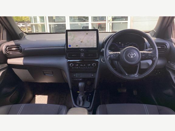 Toyota Yaris Cross Excel Fwd Pan Roof Green #6