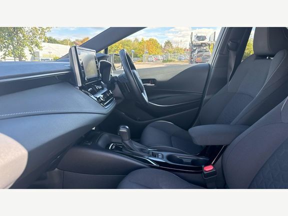 Toyota Corolla Design 2.0 Hybrid Hb Trk Black #5