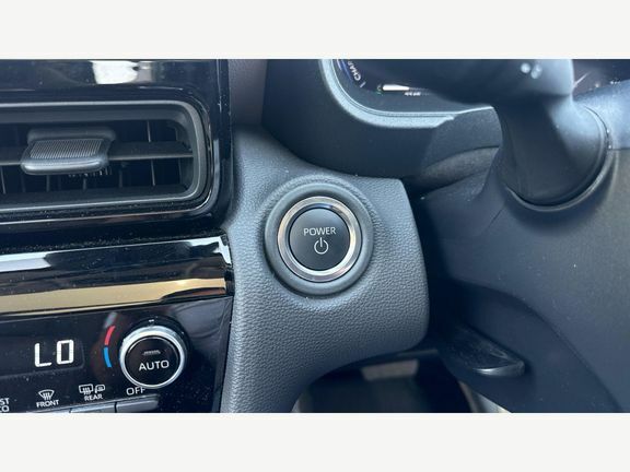 Toyota Yaris Cross 1.5 Vvt-h Design E-cvt Euro 6 Ss White #16