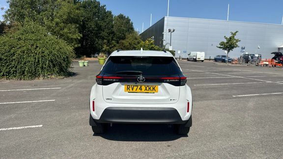 Toyota Yaris Cross 1.5 Vvt-h Design E-cvt Euro 6 Ss White #26