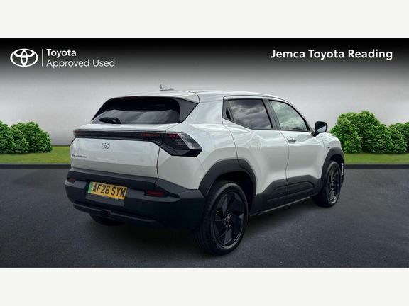 Toyota Urban Cruiser Design White #2