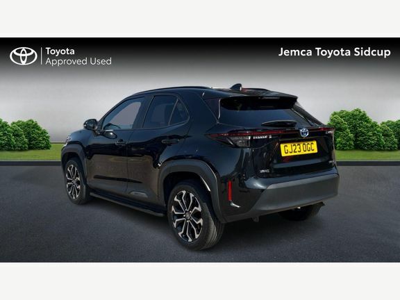 Toyota Yaris Cross Design Fwd Black #4