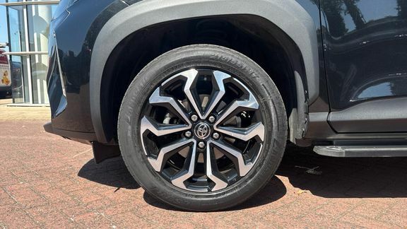 Toyota Yaris Cross 1.5 Hybrid Excel Cvt Grey #25