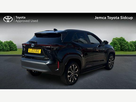 Toyota Yaris Cross Design Fwd Black #2