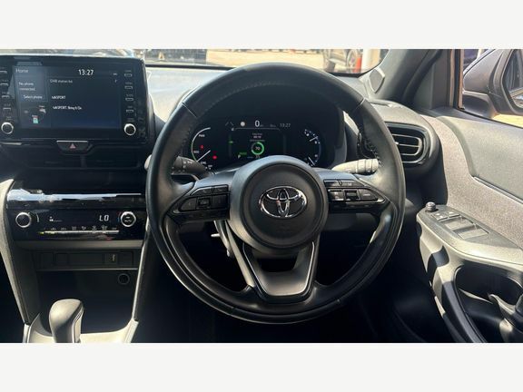 Toyota Yaris Cross 1.5 Hybrid Excel Cvt Grey #10