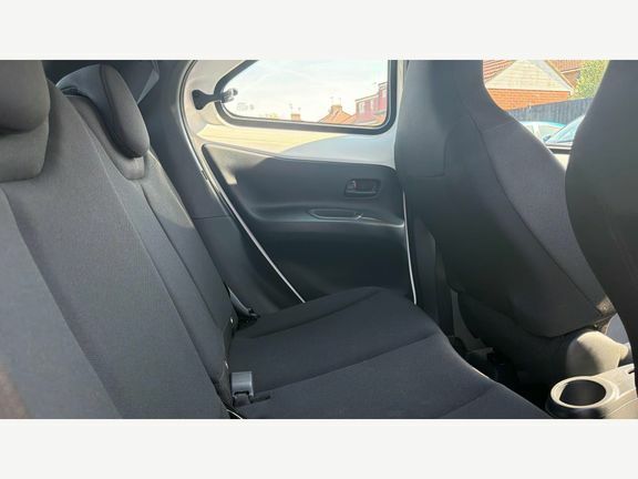 Toyota Aygo X 1.0 Vvt-i Edge Euro 6 Ss White #8