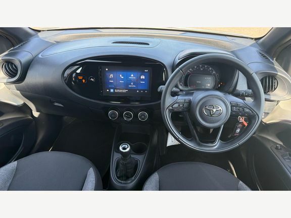 Toyota Aygo X Pure Manual White #6
