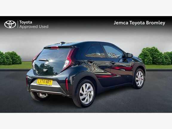 Toyota Aygo X Pure Manual Black #2