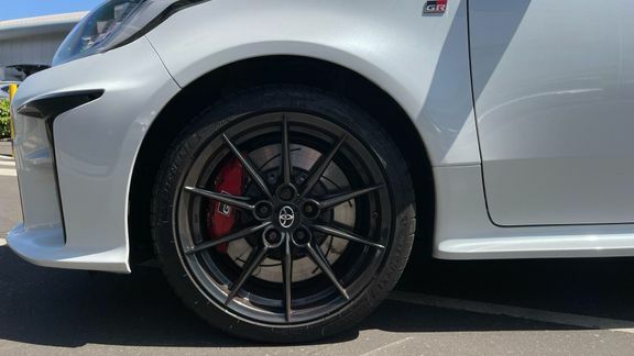 Toyota Yaris Toyota 1.5 Hybrid Design Cv Grey #25