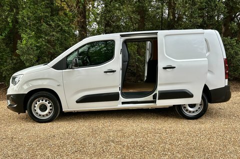 Vauxhall Combo Dynamic 2300 L2 White #3