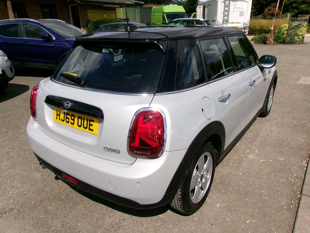 Mini Hatch 1.5 Cooper Classic II - Fsh - Air Con - Alloys White #7