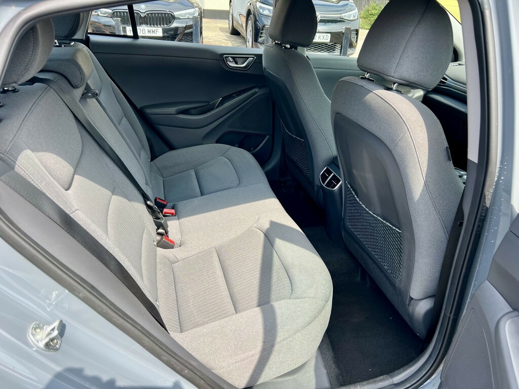 Hyundai Ioniq Hatchback Ioniq Ev Prem 38.3Kwh My21 202171 Grey #4