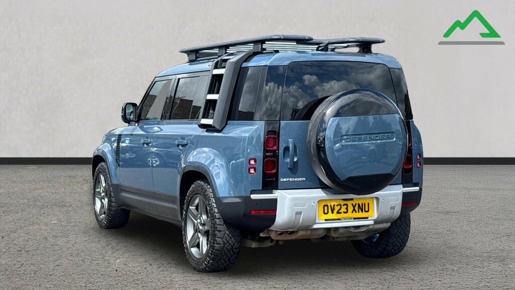 Land Rover Defender 2023 3.0 X-dynamic Se Mhev 246 Bhp Black #8