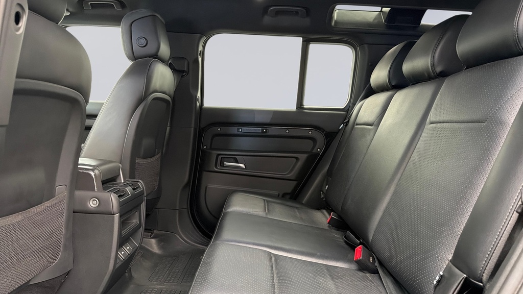 Land Rover Defender D300 Hard Top X-dynamic Hse Black #4