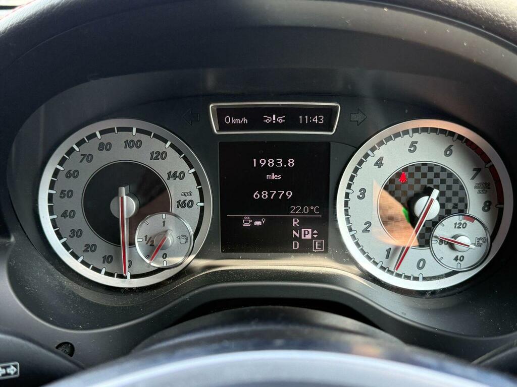 Mercedes-Benz A Class 2.0 A180 Cdi Avantgarde Se Cvt Black #15