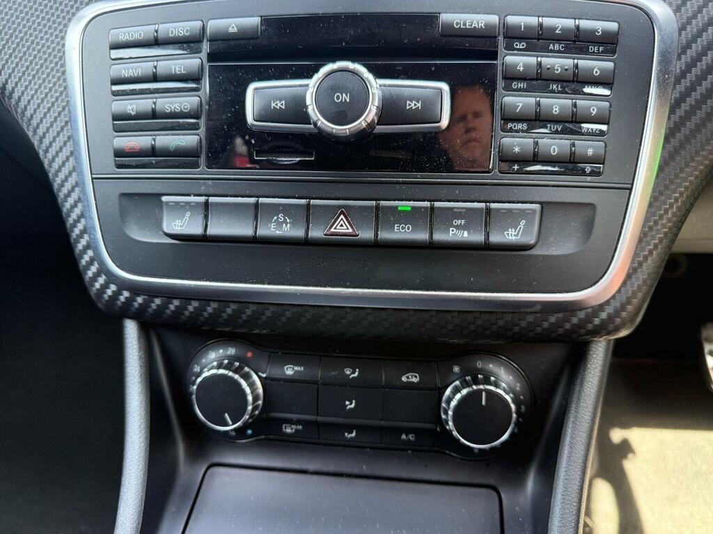 Mercedes-Benz A Class 2.0 A180 Cdi Avantgarde Se Cvt Black #17