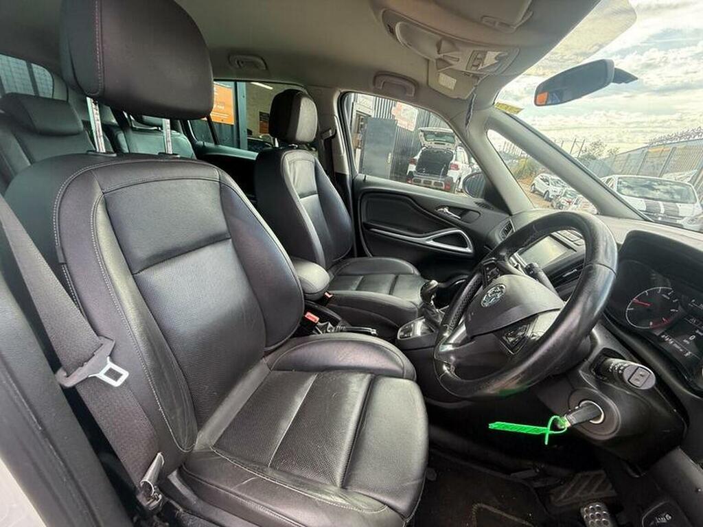 Vauxhall Zafira Tourer Zafira Tourer Sri T Grey #14