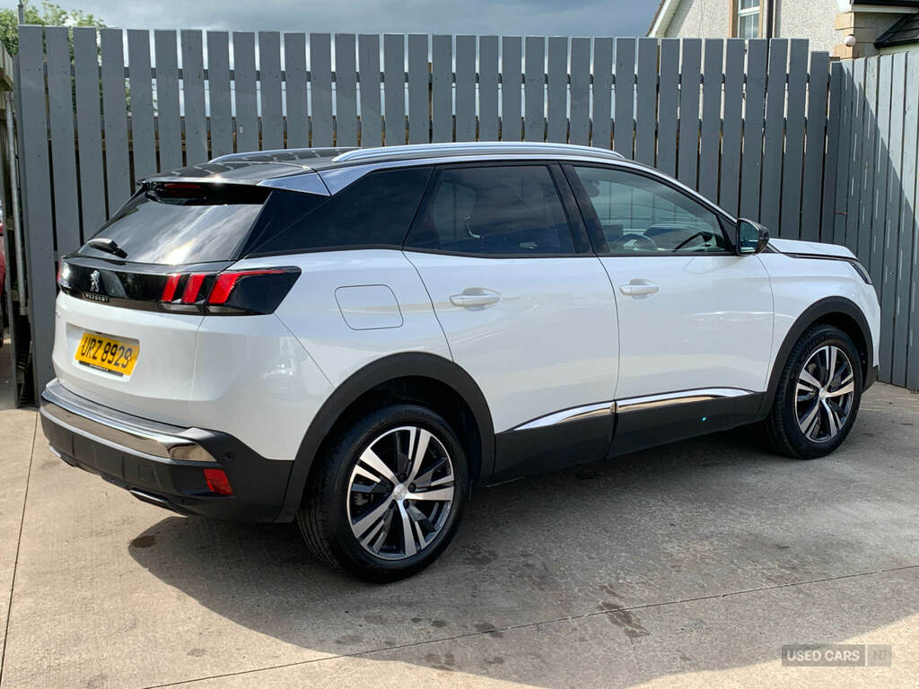 Peugeot 3008 1.5 Bluehdi Allure Premium Eat8 White #6
