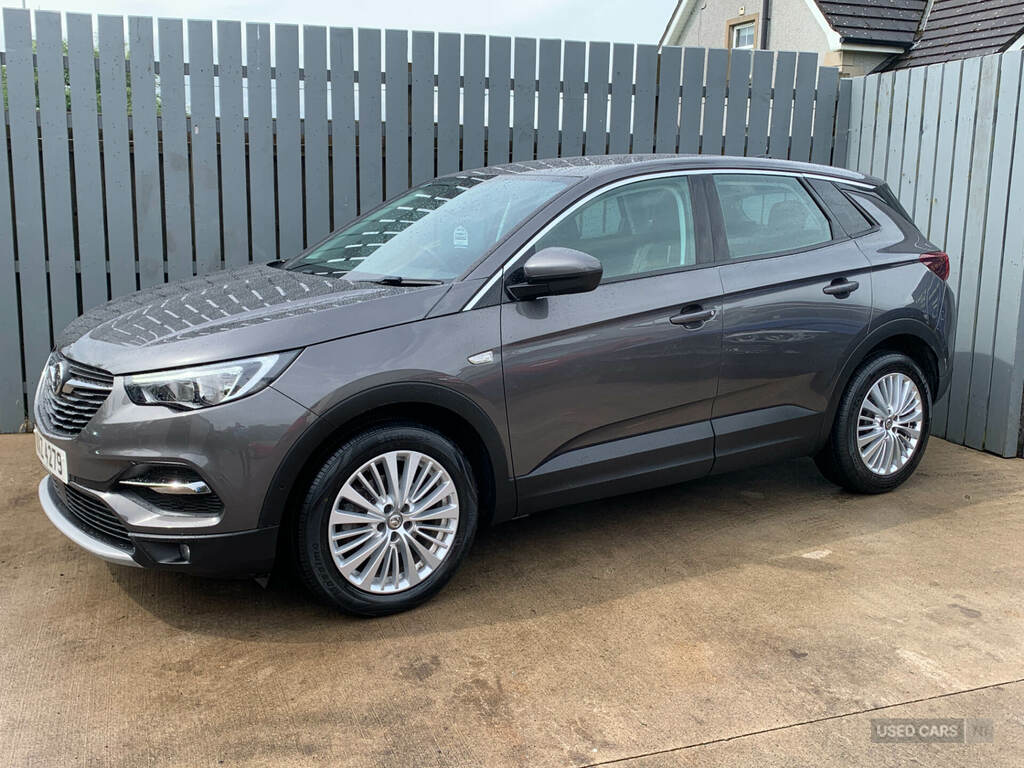 Vauxhall Grandland X 1.5 Turbo D Tech Line Nav Grey #3
