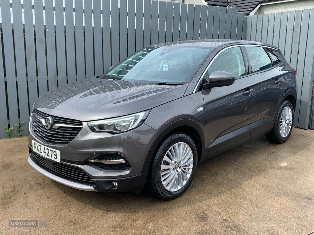 Vauxhall Grandland X 1.5 Turbo D Tech Line Nav Grey