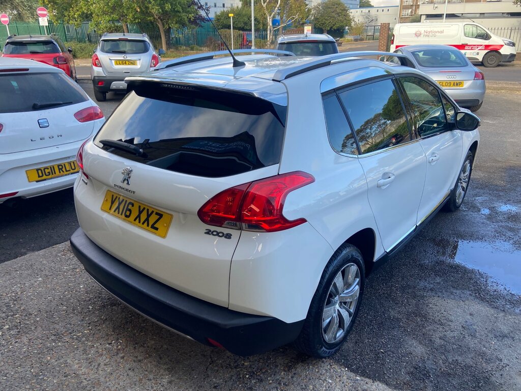 Peugeot 2008 1.2 Puretech Allure Suv Euro 6 White #5