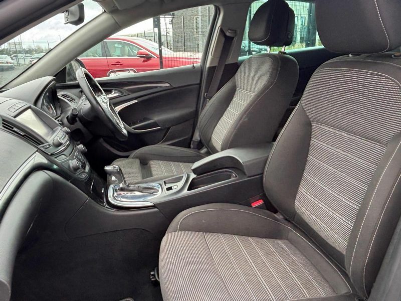 Vauxhall Insignia Sri Nav Cdti Black #2