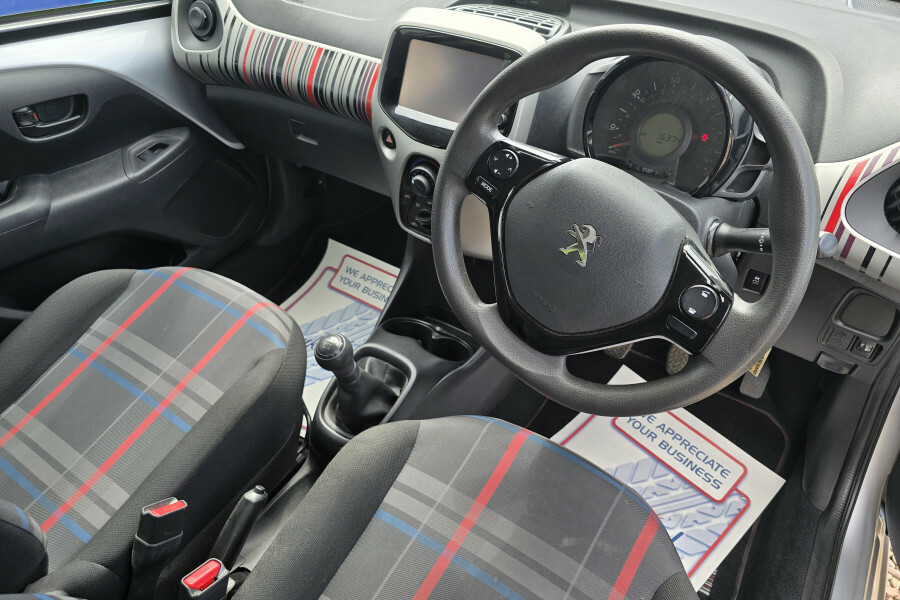 Peugeot 108 Allure 1.2.. No #12