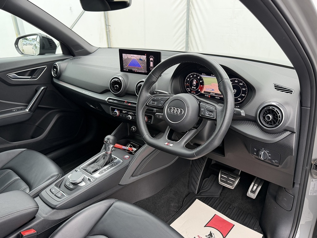 Audi SQ2 2.0 Tfsi Black Edition Suv S Tronic Qua Black #10