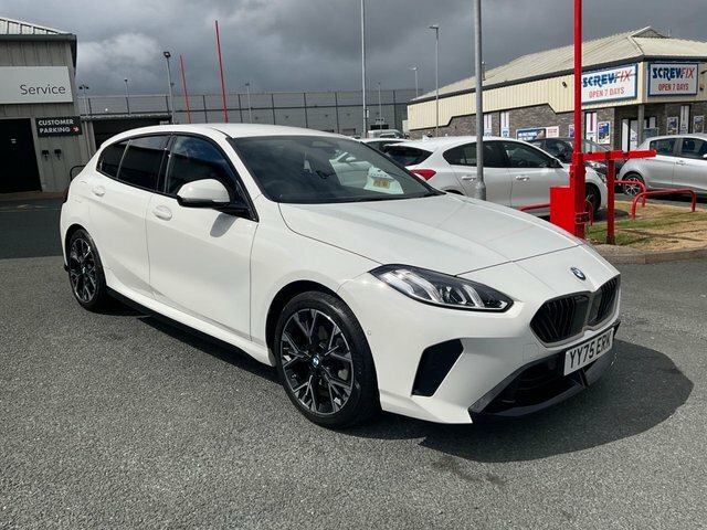 BMW 1 Series 1.5 120I Mht M Sport Hatchback Hybrid D White