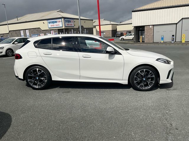 BMW 1 Series 1.5 120I Mht M Sport Hatchback Hybrid D White #3