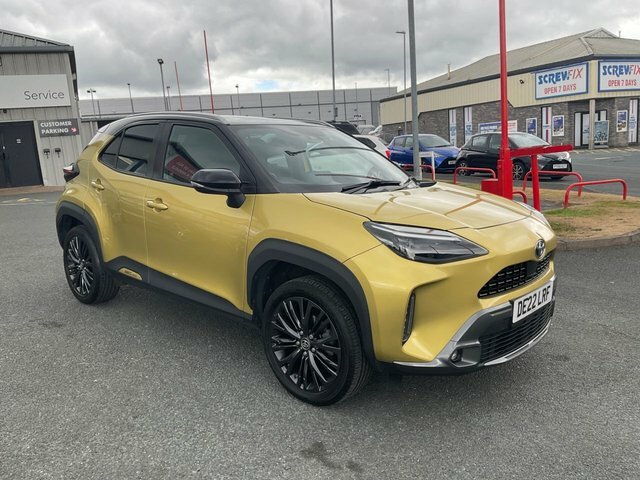 Toyota Yaris Cross 1.5 Vvt-h Dynamic Suv Hybrid E-cvt Euro Yellow