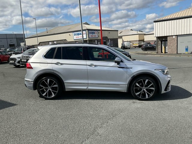 Volkswagen Tiguan 2.0 Tdi R-line Suv Dsg 4Motion Euro 6 Silver #3