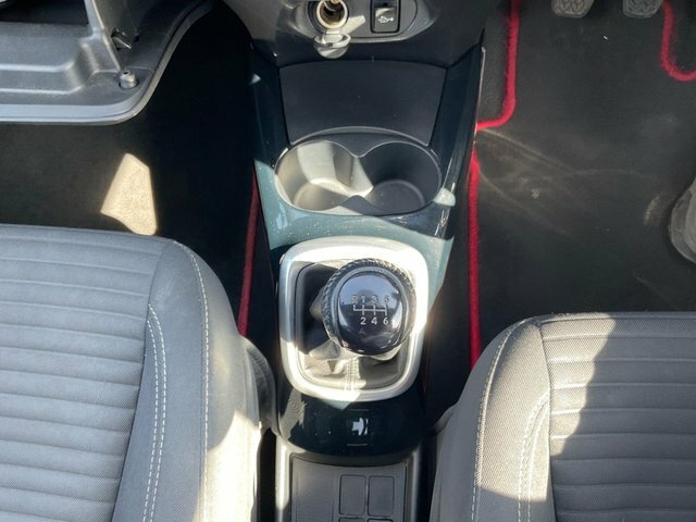 Toyota Yaris 1.5 Vvt-h Design E-cvt Euro 6 Red #28