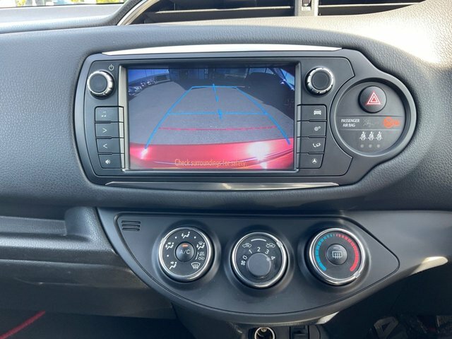 Toyota Yaris 1.5 Vvt-h Design E-cvt Euro 6 Red #16